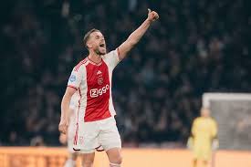 ajax x aek larnaca