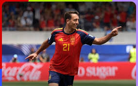 Spain advances to World Cup last 16