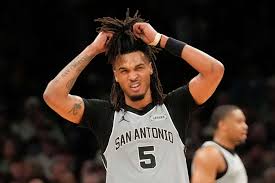 Spurs guard Stephon Castle's status uncertain for Thunder game