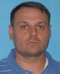 Picture of an Offender or Predator. AARON WENDELL MANNING Date Of Photo: 12/29/2011 - CallImage%3FimgID%3D1345123