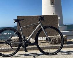 クロスバイクのボトルケージの画像