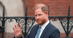 Príncipe Harry ‘muda de posição’ após reunião em família: Aproximação à vista?