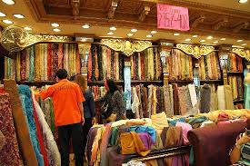 Image result for Mengelilingi Pasar Baru Kota Bandung