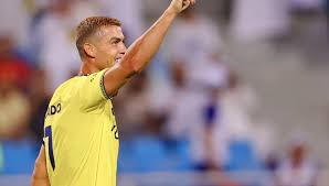 بعد هدفه أمام الرياض... كم يحتاج رونالدو للوصول إلى الهدف 1000؟
