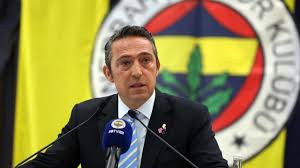 Ali Koç Türkiye-Romanya maçı için Serdar Dursun ile Tüpraş Stadyumu'na geldi