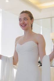 Amanda Seyfried's Custom Versace Dress at the 2026 Golden Globes