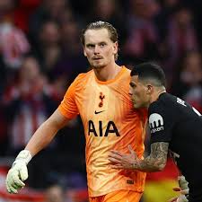 Deux boulettes et un changement prématuré : Antonin Kinsky, décryptage d'un fiasco historique