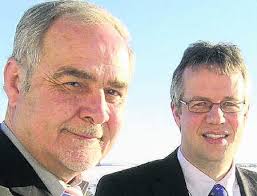 Klinikum-Geschäftsführer Rolf Schmid (links) hat mit Matthias Geiser jetzt ...