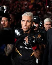 Charles do Bronx é campeão em torneio e surpreende fora do UFC