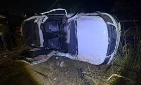 Teto de carro é arrancado e uma pessoa morre em batida na BR-262