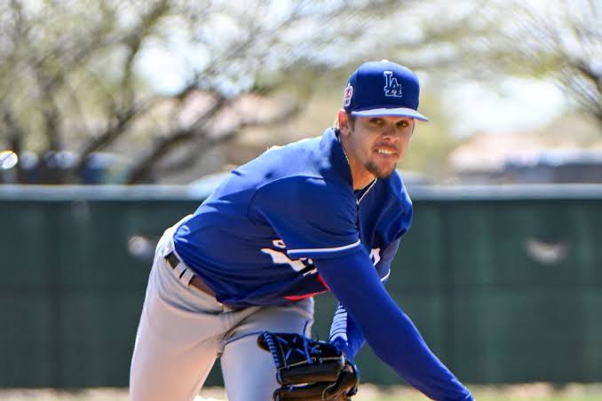 Dodgers to call up Gavin Stone to start Wednesday, per reports