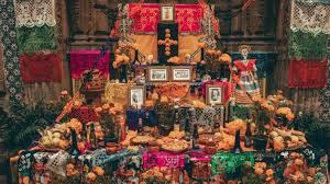 ¿Cuándo se pone el altar de Día de Muertos? Fechas clave para este 2026 y qué elementos lleva