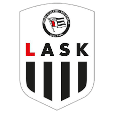 LIVE: Na 3 minuten al kassa! Raphinha neemt Charles Vanhoutte te grazen en schenkt Barça 1-0 in gietende regen — Sporza