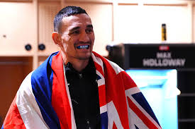 Holloway Favored Over McGregor, But Data Points to a Fight Ending in Chaos |