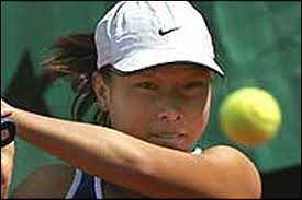 Chinese rookie Jie Zheng shocks French 31st seed Emilie Loit - _40198921_xie300x200