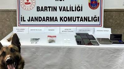 Bartın'da 6 eve eş zamanlı uyuşturucu operasyonu