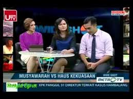 Hasil gambar untuk bugil telanjang NAJWA SHIHAB indonesia presenter tv