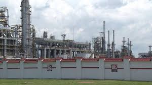 Un gigant american așteaptă „OK-ul” Washingtonului să preia activitățile din România ale Lukoil. Negocierile continuă însă