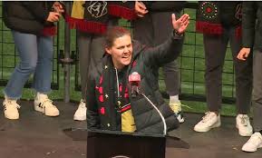 Thorns star Christine Sinclair announces retirement