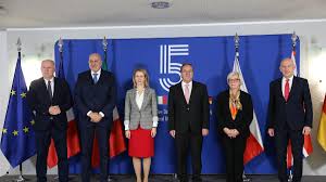 Alemania Aumenta Apoyo a Ucrania: €150M en Armas Estadounidenses - Imagen ilustrativa del artículo