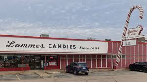 Treasured TX sweet tooth haven stuns locals, announces closure after 141 years