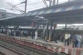 5 Feared Dead After Many Passengers Fall Off Overcrowded Local Train In Mumbai