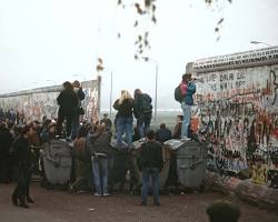 Image of Fall of the Berlin Wall