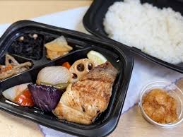 【大戸屋】「ガッツリ」「ご飯が進んだ」と話題の人気メニューを一度に楽しめる“絶品定食”がウマい…！