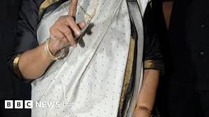 आशा भोसले: अंतिम दर्शन के लिए पहुंचीं ये हस्तियां