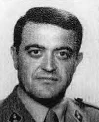 El 23 de mayo de 1994 ETA asesina en Madrid al teniente de Ingenieros del Ejército de Tierra MIGUEL PERALTA UTRERA mediante una bomba-lapa adosada a los ... - miguel-peralta