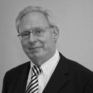 <b>Peter Winterhoff</b>, Jahrgang 1952, ist seit 1985 zugelassener Rechtsanwalt und <b>...</b> - winterhoff