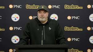‘It’s Middleland’: J.J. Watt Can’t Figure Out If Steelers Want To Contend Or Rebuild