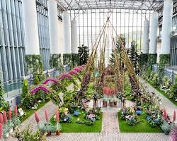 あわじ花さじき 淡路夢舞台公苑温室（AI 生成）