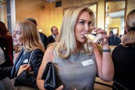 Isabella Löwengrip vill vinna valet för M: ”Klart de är glada att ha mig på sin sida”