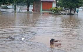 Resultado de imagem para chuva em salvador agora