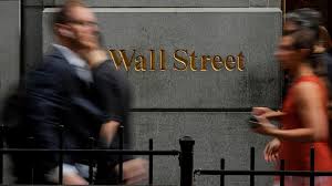 Wall Street cierra con ganancias tras anuncio de política monetaria de la Fed