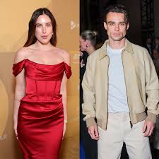 E! Online - News update