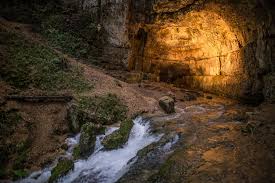 Notfall in Höhle: Mann 1300 Meter tief unter Erde verletzt