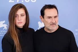 Gilles Lellouche stabilise sa vie privée avec Alizée Guinochet