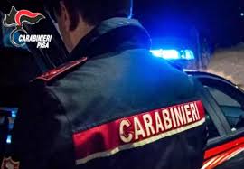 Controlli dei carabinieri nel Pisano: otto denunciati per alcol alla guida e porto di coltelli