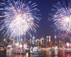 Image of Fourth of July fireworks on the East River, NYC