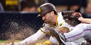 Padres Defeat Marlins on Wild Pitch in Extra Innings