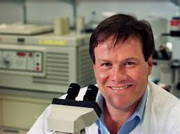 Caption: David Watkins, researcher with the Medical School and the Wisconsin National Primate Research Center. Photo by: Jeff Miller Date: August 2000 - Watkins_David_portrait00