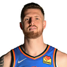 Hartenstein’s Strong Performance Helps Secure Victory Over Lakers