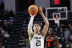UConn men's basketball adds Wofford guard Nils Machowski from transfer portal