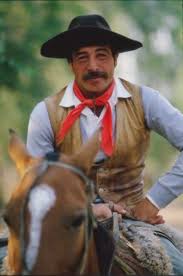 Résultat de recherche d'images pour "gaucho argentina"