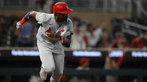 Cards' bullpen can't hold up late to back offensive surge
