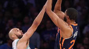 30 Rock Reunion at Knicks Game & Tracy Morgan, Daniel Radcliffe Comedy Series Ordered by NBC