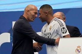 France set to name a new head coach with Zidane likely to replace Deschamps