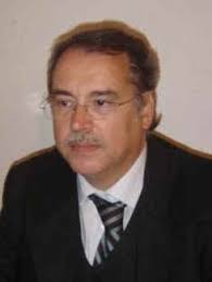 O autor, Eugénio Costa Almeida, cidadão angolano-lusitano, analista político e econômico, um verdadeiro investigador das questões africanas, ... - Elca2006